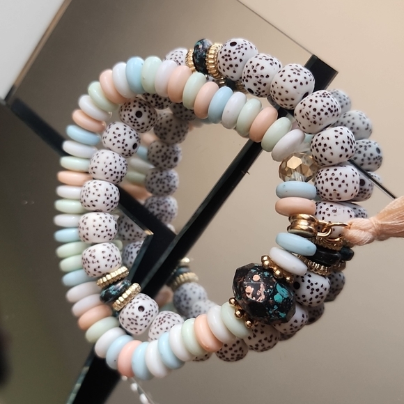 3 beaded Stackable Womans Bracelets Pink Gold Candy Necklace - Picture 2 of 3